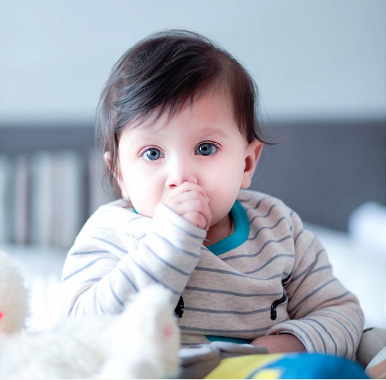 Problemas con la dentadura de los bebés por chuparse el dedo