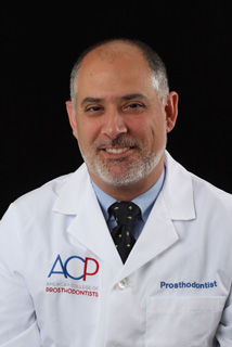 Rafael Del Castillo Odontolog